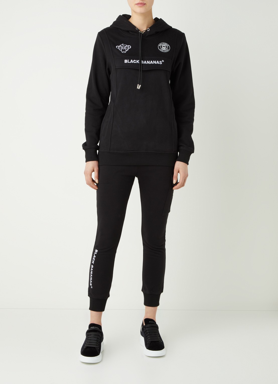 Black Bananas Hoodie met steekzakken en logoborduring - voorkant 2 zwart