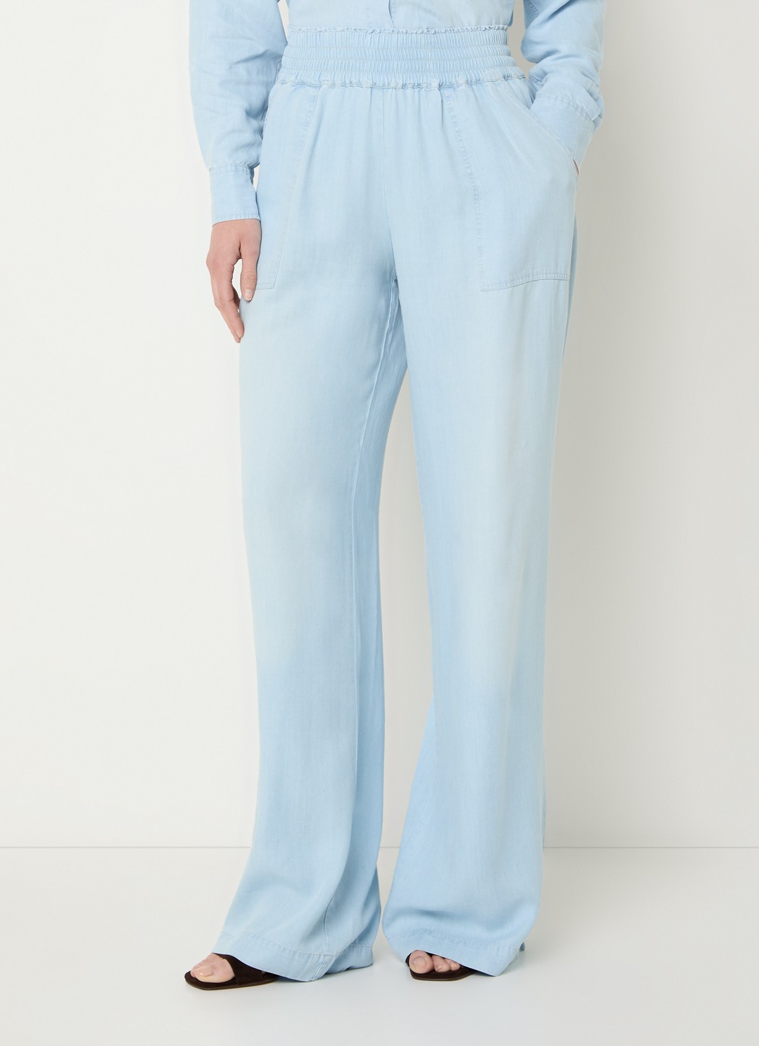 BLLMR Stella high waist wide fit broek van chambray - detail lichtblauw