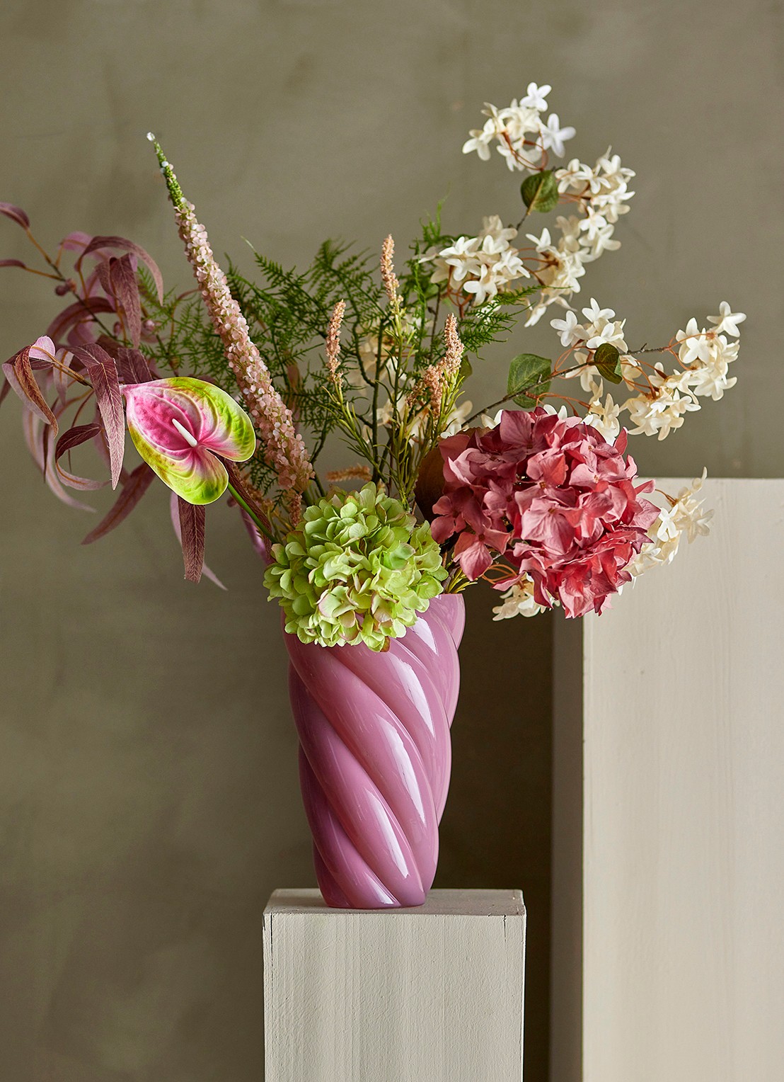 Bloomingville Callo vaas 29 cm - voorkant 5 roze