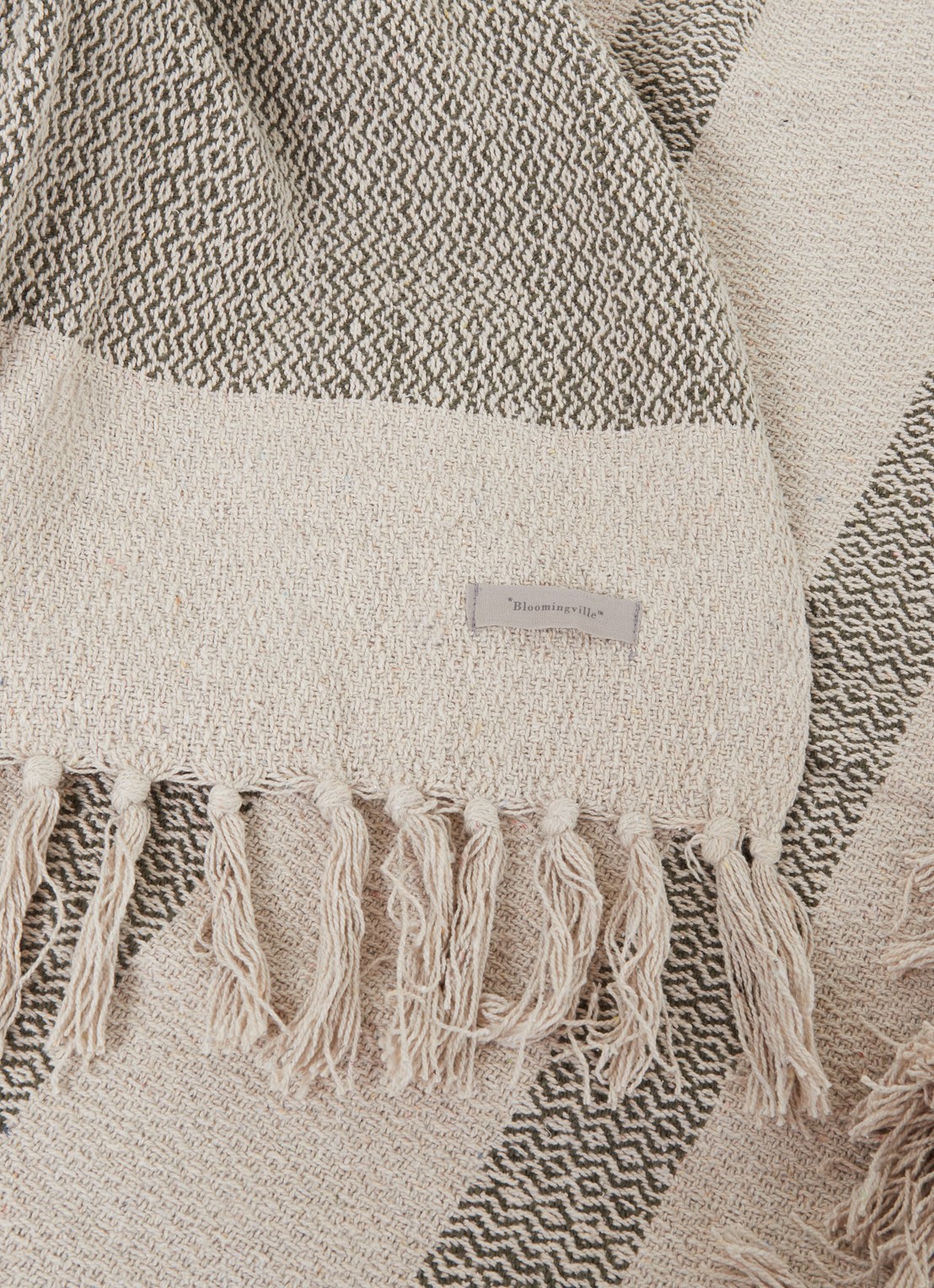 Bloomingville Fidan plaid in katoenblend 160 x 130 cm - detail 3 beige