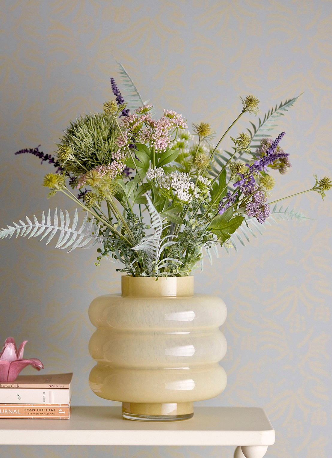 Bloomingville Sahara vaas 21,5 cm - voorkant 2 geel