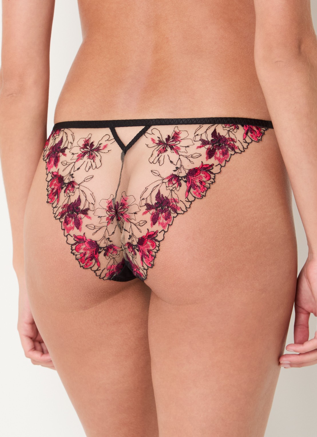 Bluebella Calista slip van mesh met bloemborduring - achterkant 3 zwart