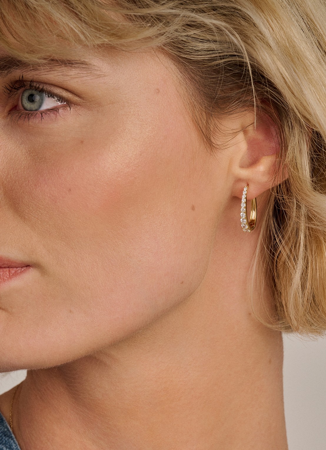 Blush Oorringen van 14 karaat geelgoud 7375YZI - detail goud