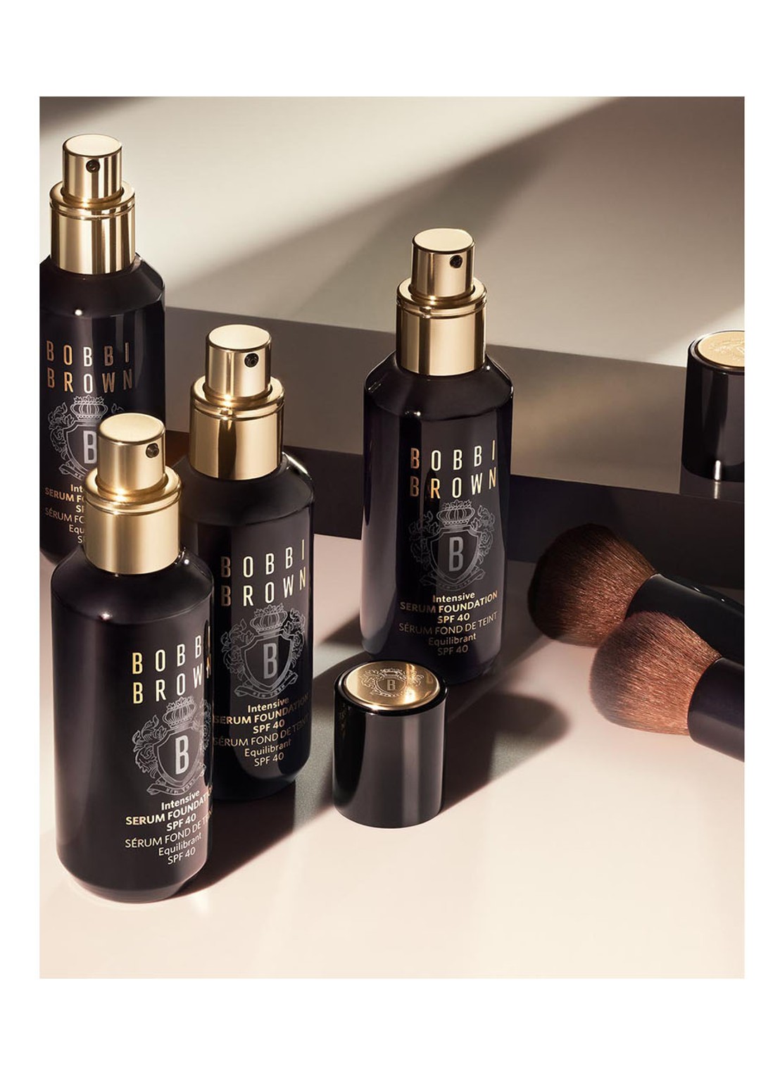 Bobbi Brown Intensive Skin Serum Foundation SPF 40 - detail 5 walnut