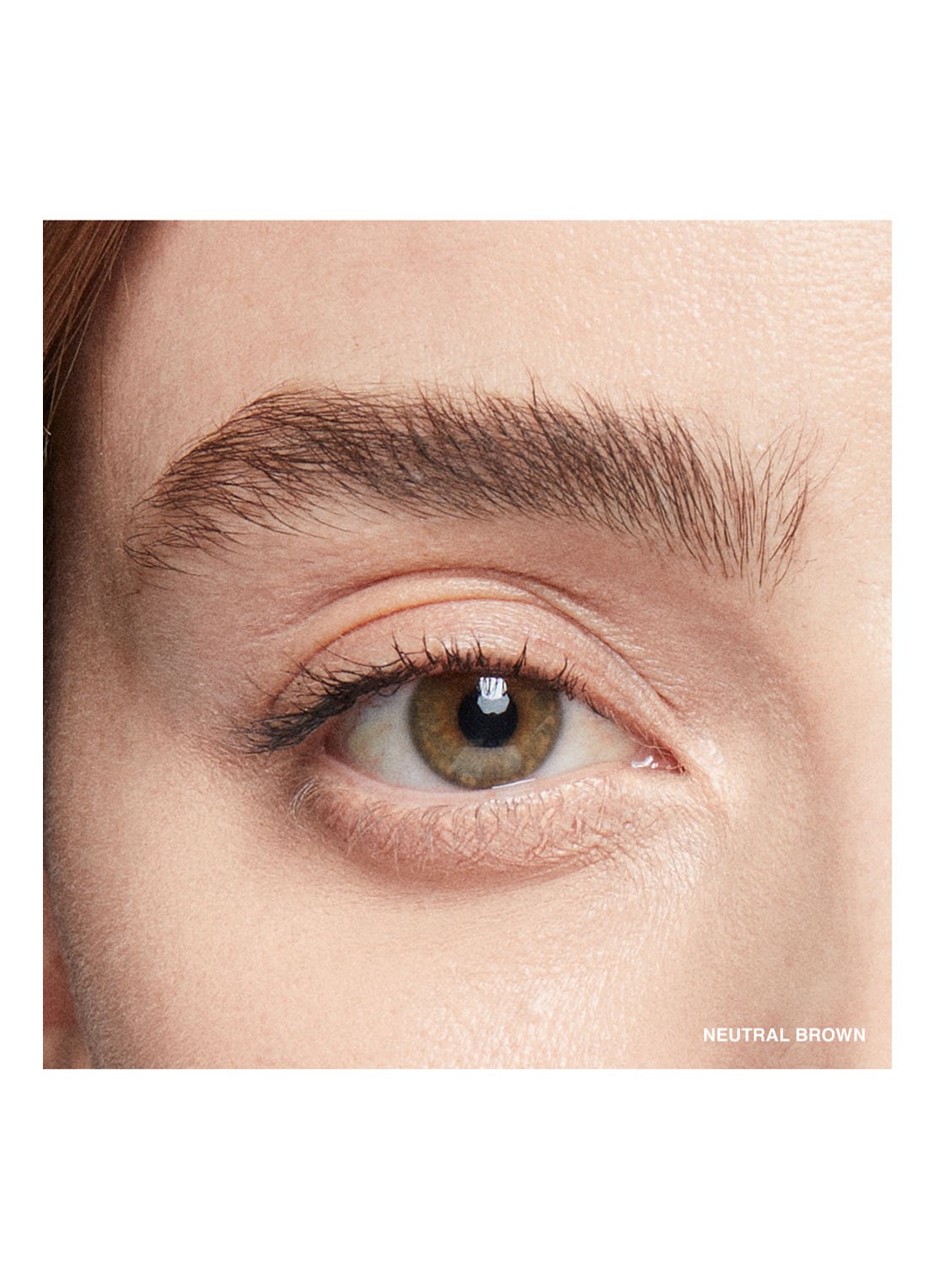 Bobbi Brown Natural Brow Shaper - getinte wenkbrauwgel - detail 3 neutral brown