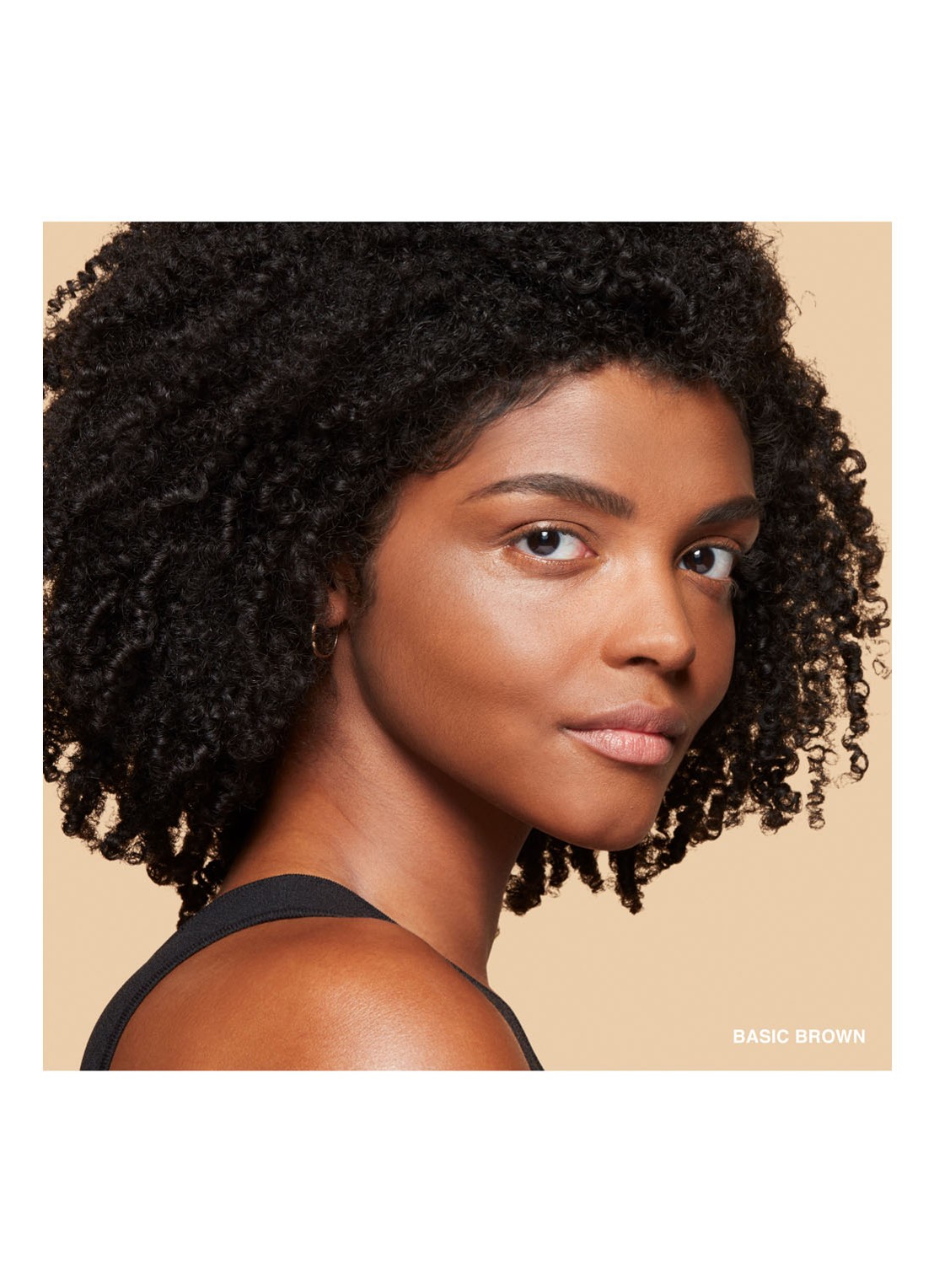 Bobbi Brown Sheer Finish Pressed Powder - poeder - detail 5 basic brown