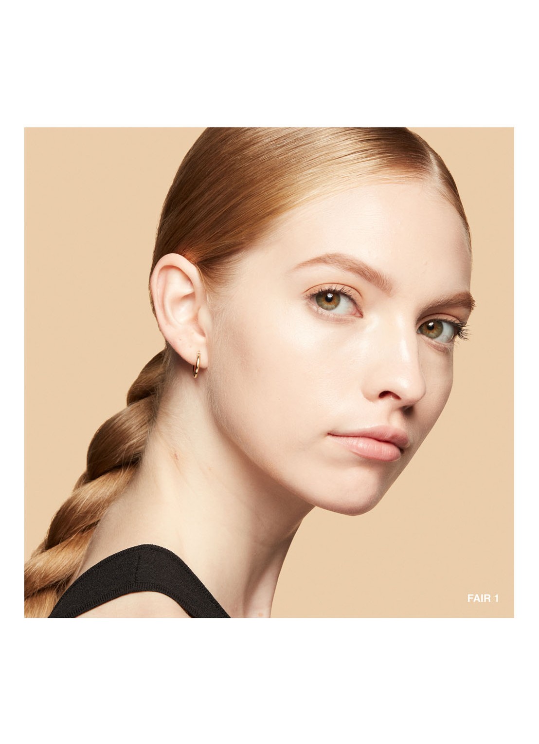 Bobbi Brown Vitamin Skin Tint SPF 15 - getinte dagcréme - detail 6 fair 1