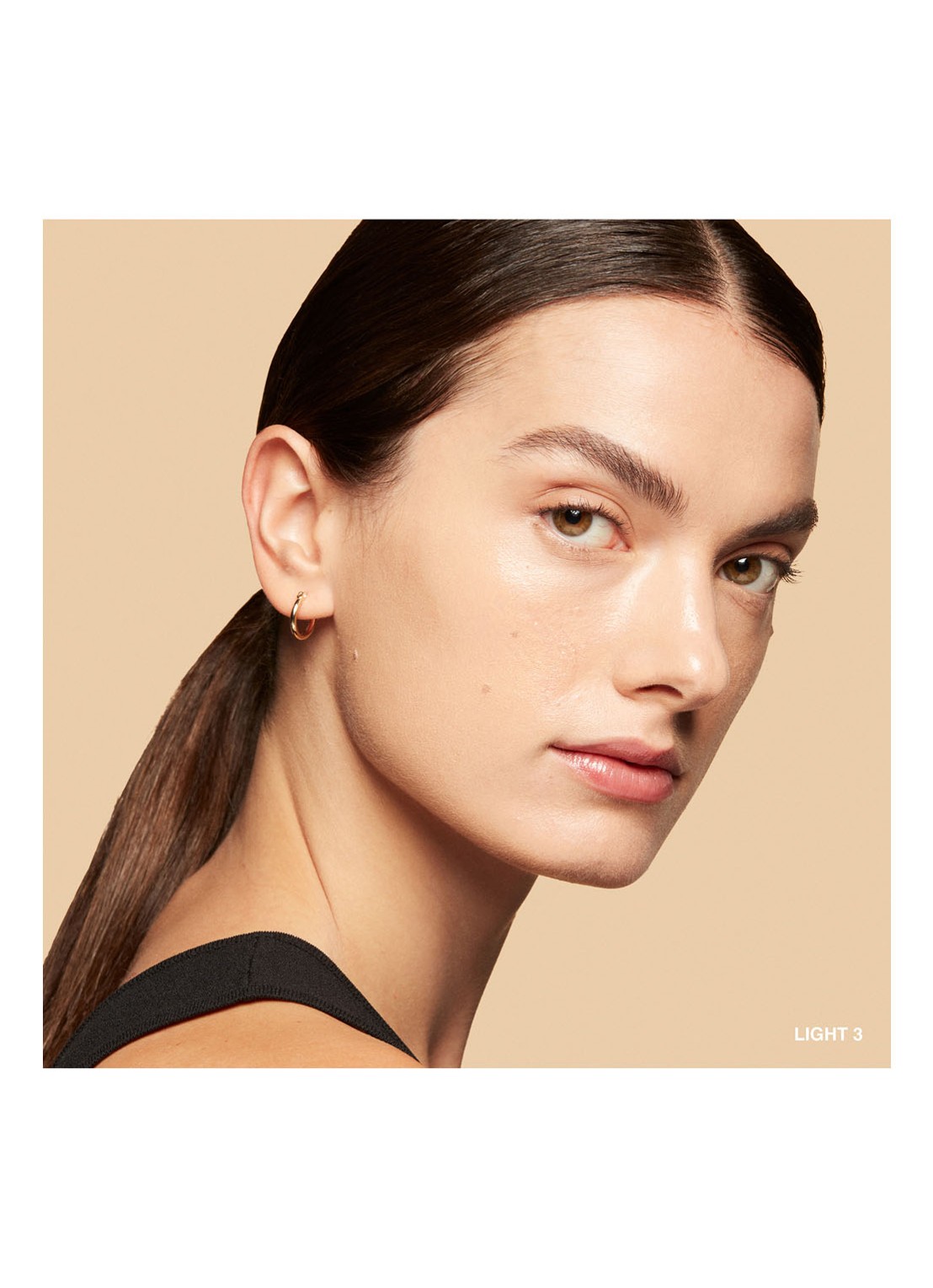 Bobbi Brown Vitamin Skin Tint SPF 15 - getinte dagcréme - detail 6 light 3