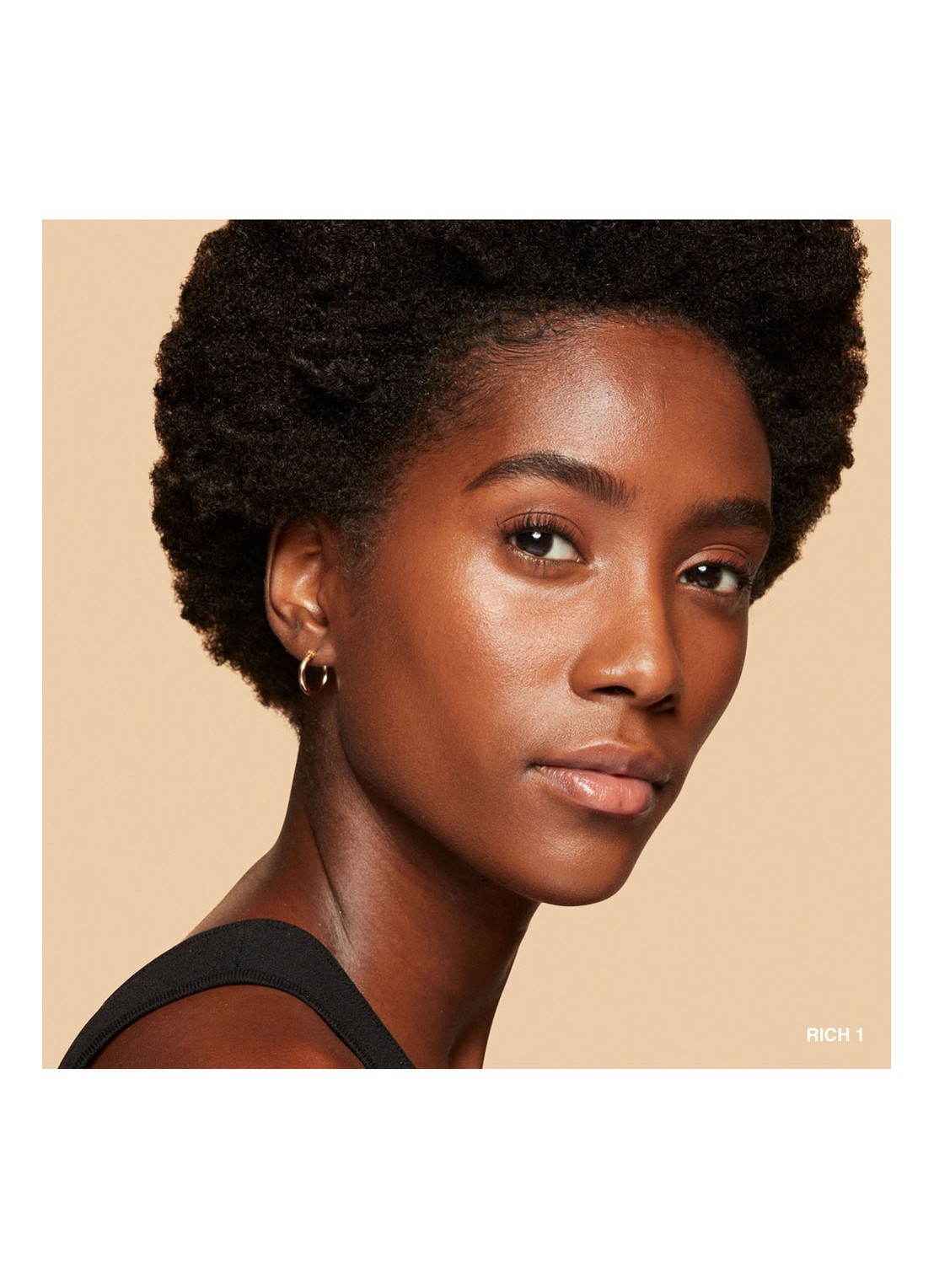 Bobbi Brown Vitamin Skin Tint SPF 15 - getinte dagcréme - detail 6 rich 1