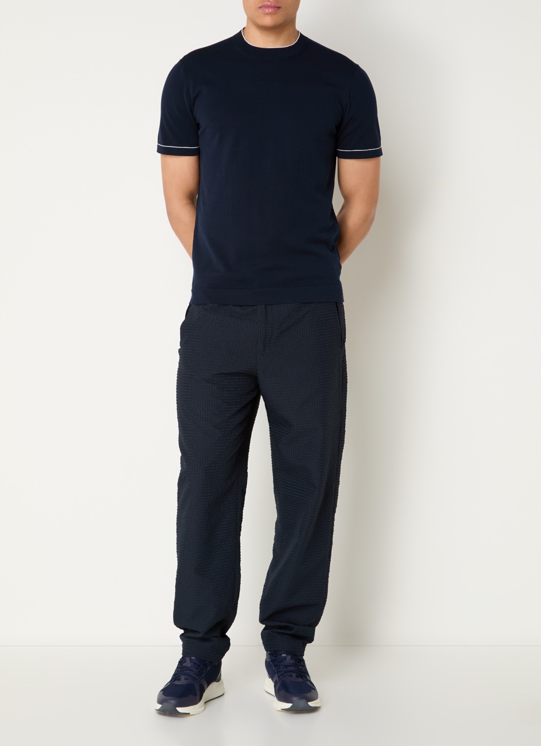 Boggi Milano Fijngebreid T-shirt met ronde hals - voorkant 3 donkerblauw