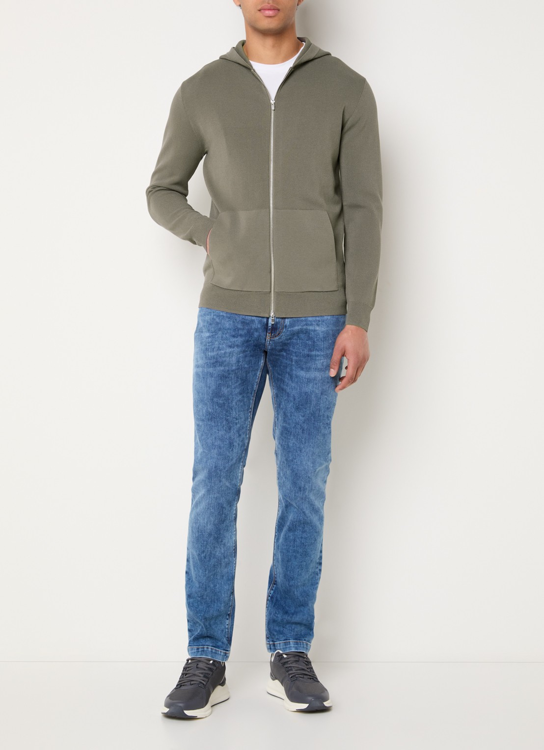 Boggi Milano Fijngebreid vest met capuchon - voorkant 4 zand