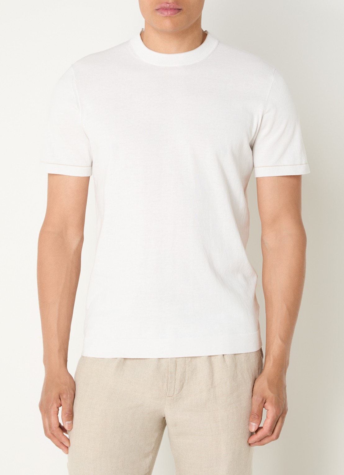 Boggi Milano Fijngebreide pullover met ronde hals - detail 4 gebroken wit