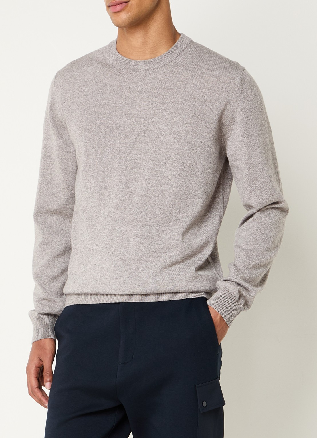 Boggi Milano Fijngebreide pullover van wol met ronde hals - detail 2 lichtgrijs