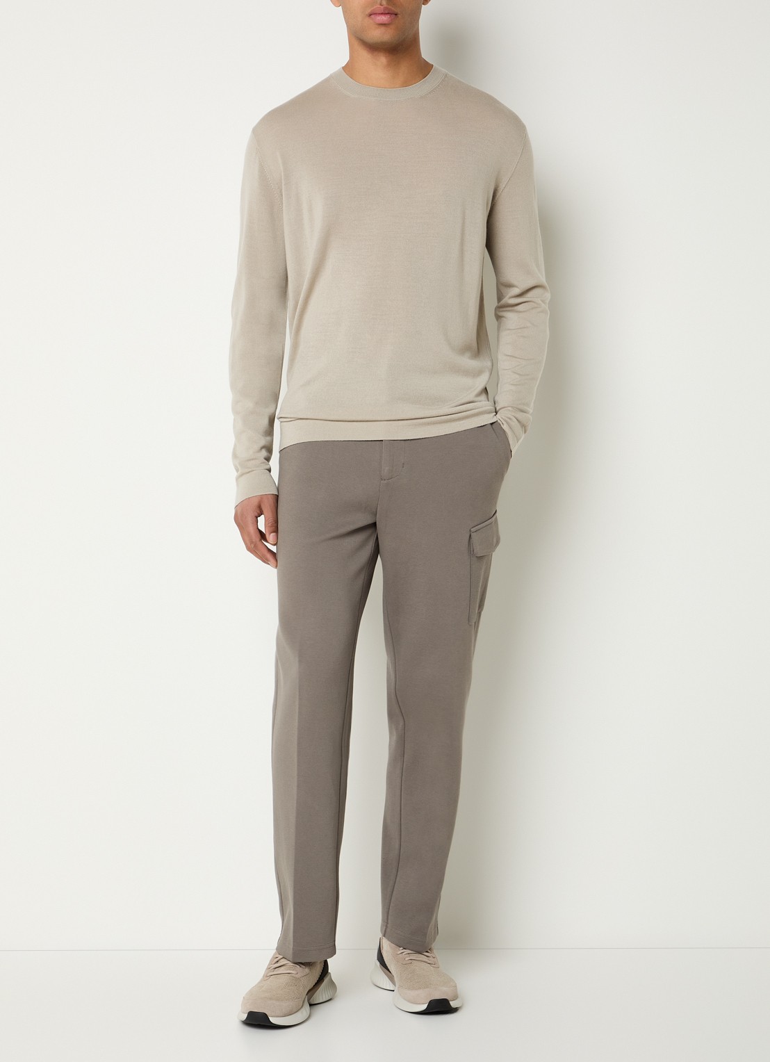 Boggi Milano Fijngebreide pullover van wol - voorkant 2 beige