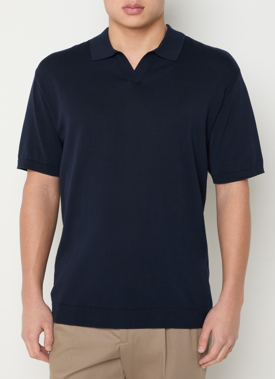 Boggi Milano Fijngebreide regular fit polo in zijdeblend - detail donkerblauw