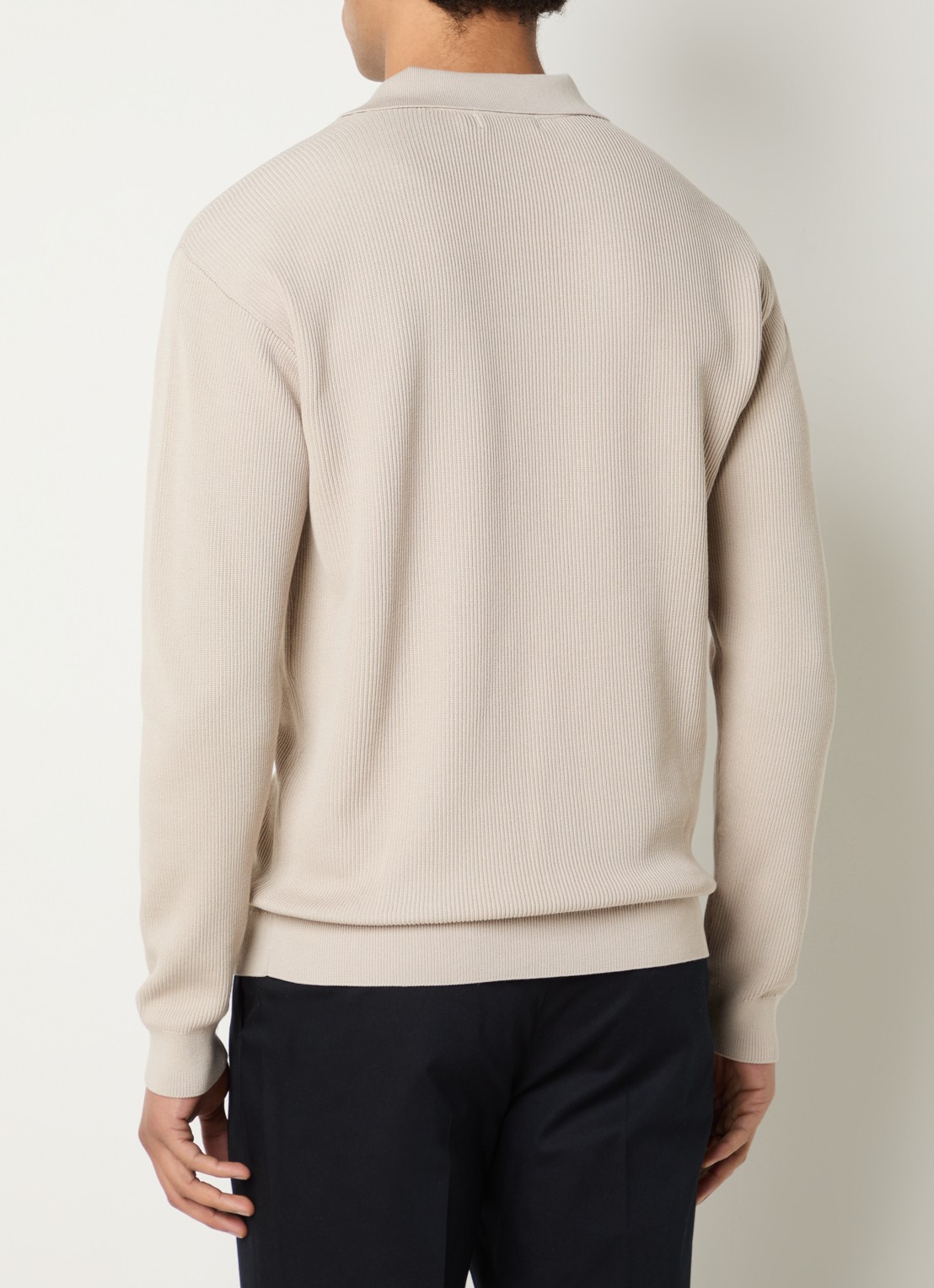 Boggi Milano Fijngebreide trui in zijdeblend met polokraag - achterkant beige