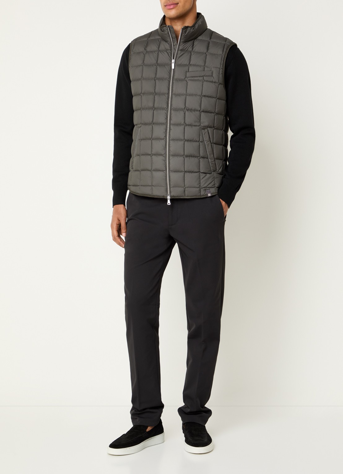 Boggi Milano Gewatteerde bodywarmer met donsvulling en waterafstotende coating - voorkant 4 legergroen