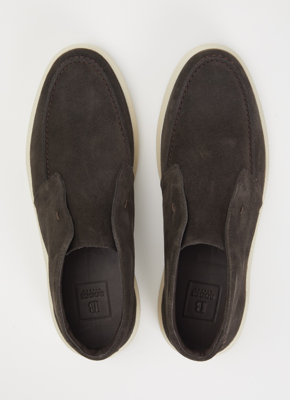 Boggi Milano Polacchino Cirrus slip-on van suède - detail 4 donkerbruin