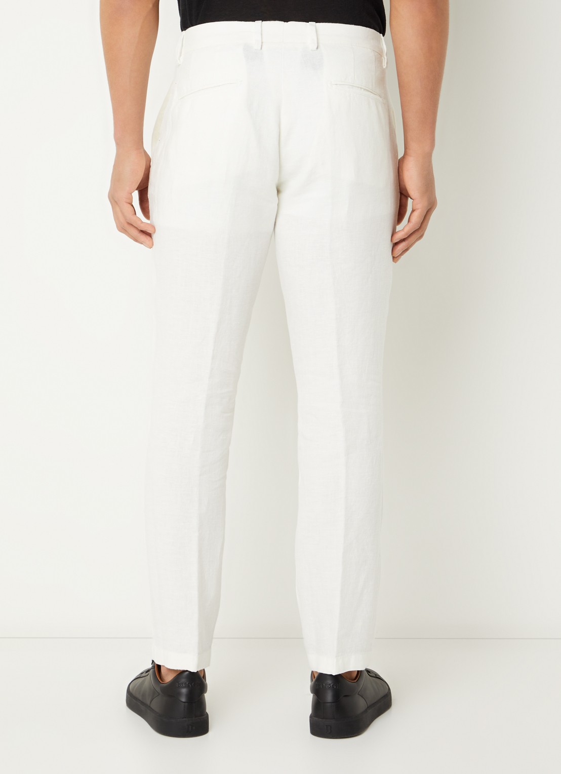 Boggi Milano Slim fit chino van linnen met steekzakken - achterkant 5 gebroken wit