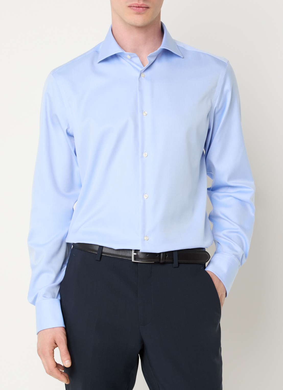 Boggi Milano Slim fit overhemd met cut away kraag - detail lichtblauw