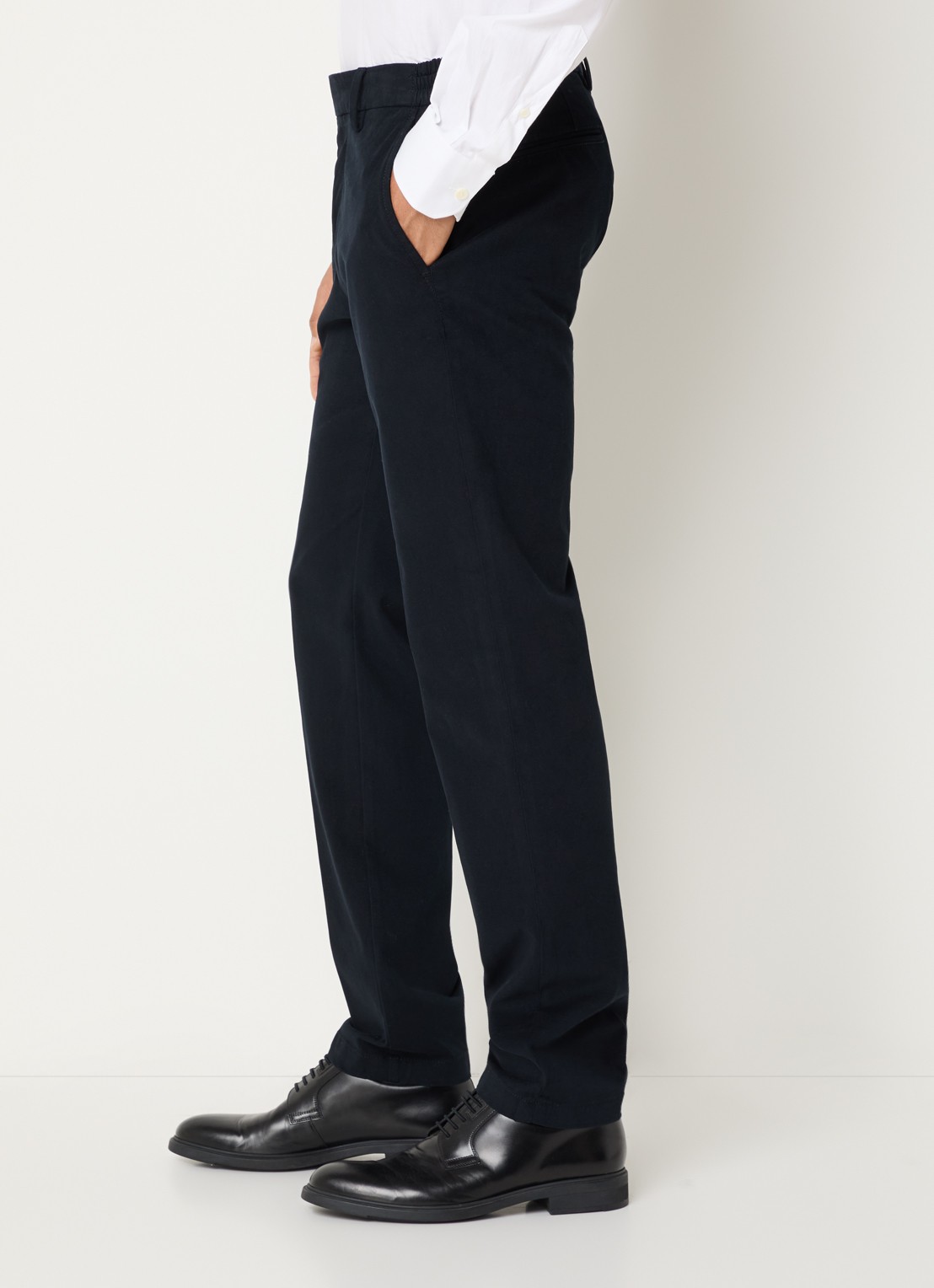 Boggi Milano Straight fit chino met steekzakken - detail 2 donkerblauw