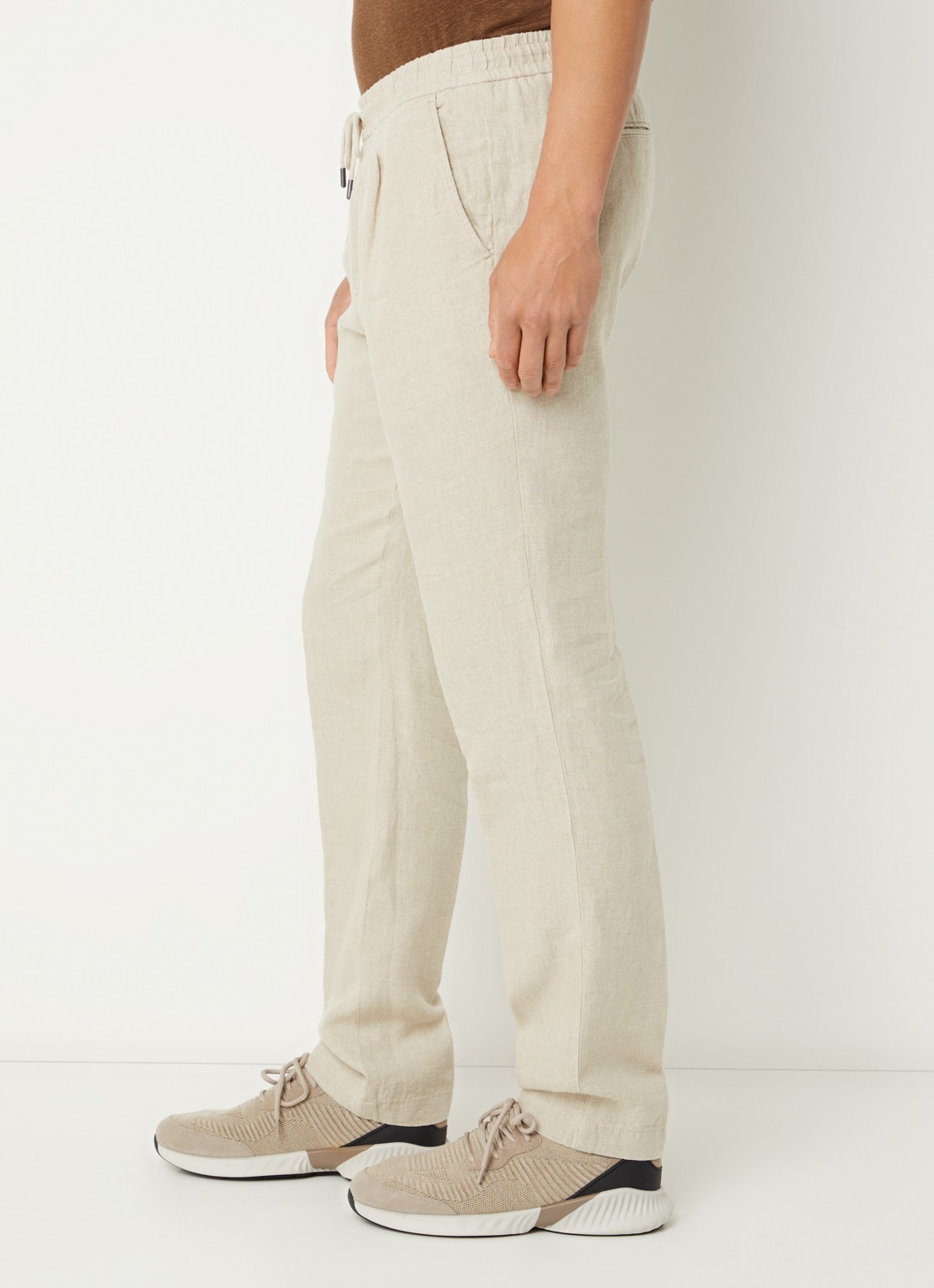 Boggi Milano Straight fit chino van linnen met steekzakken - detail 4 creme