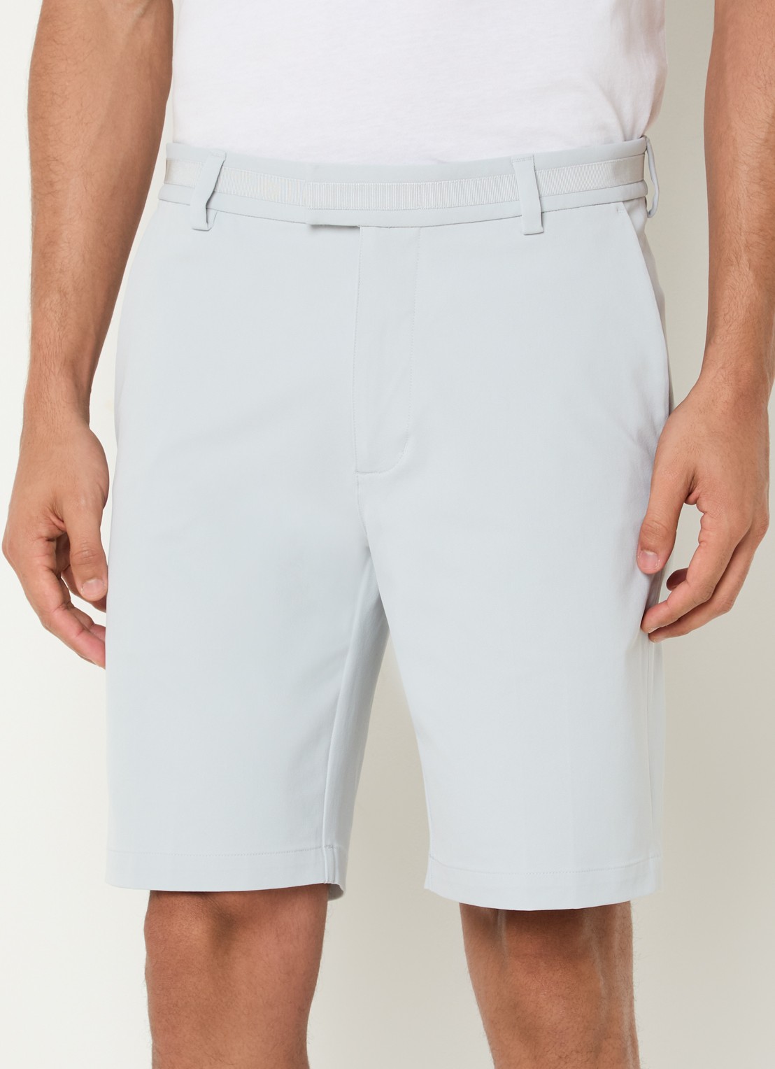 Boggi Milano Straight fit korte broek met steekzakken - detail 4 lichtgrijs