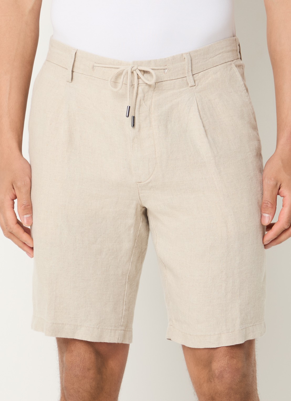 Boggi Milano Straight fit korte broek van linnen met steekzakken - detail 3 beige