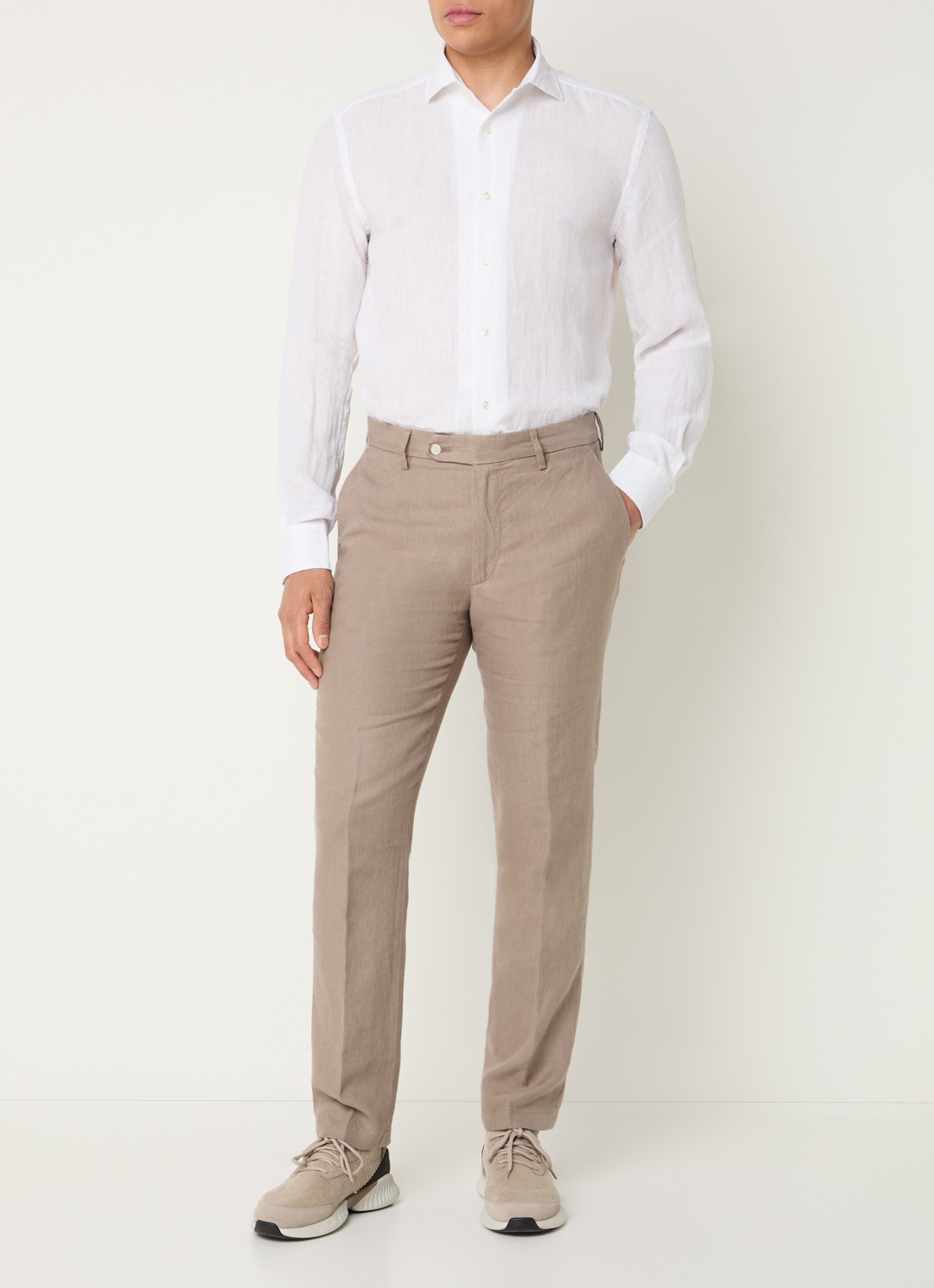 Boggi Milano Straight fit pantalon van linnen met steekzakken - voorkant 2 zand