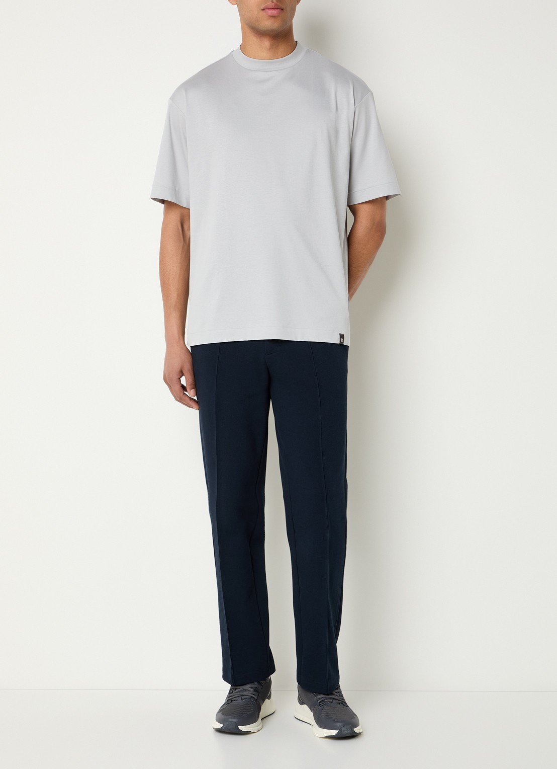 Boggi Milano T-shirt met ronde hals - voorkant 2 lichtgrijs