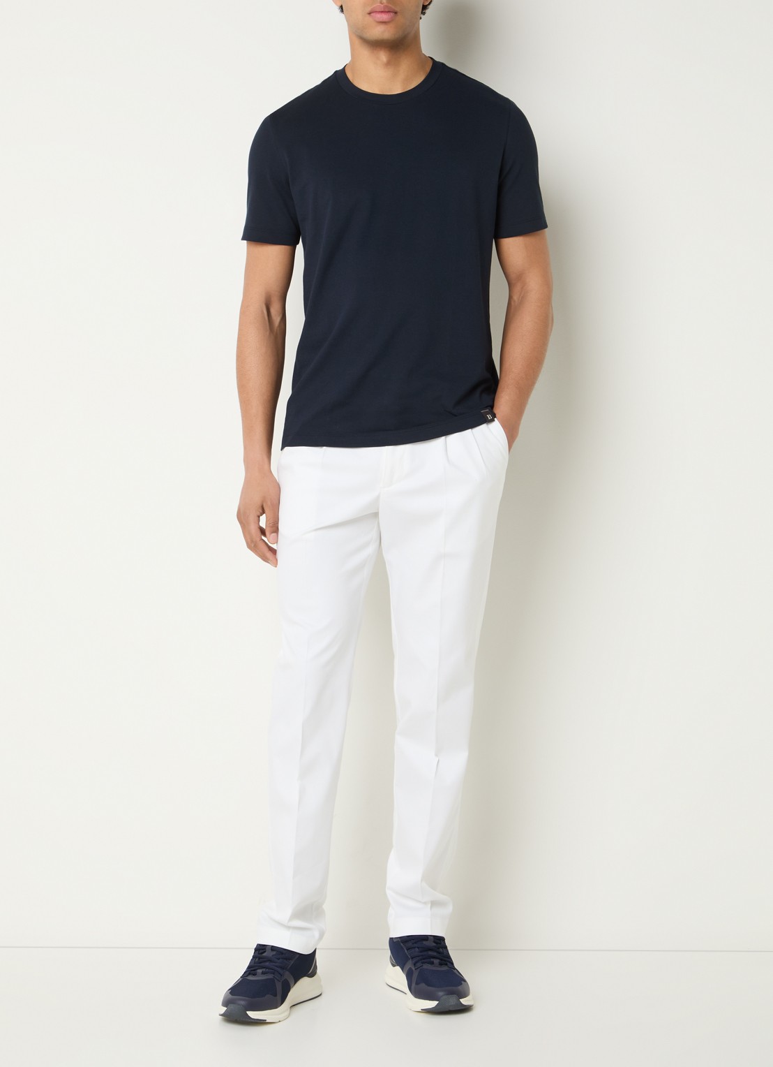 Boggi Milano T-shirt met ronde hals - voorkant 4 donkerblauw