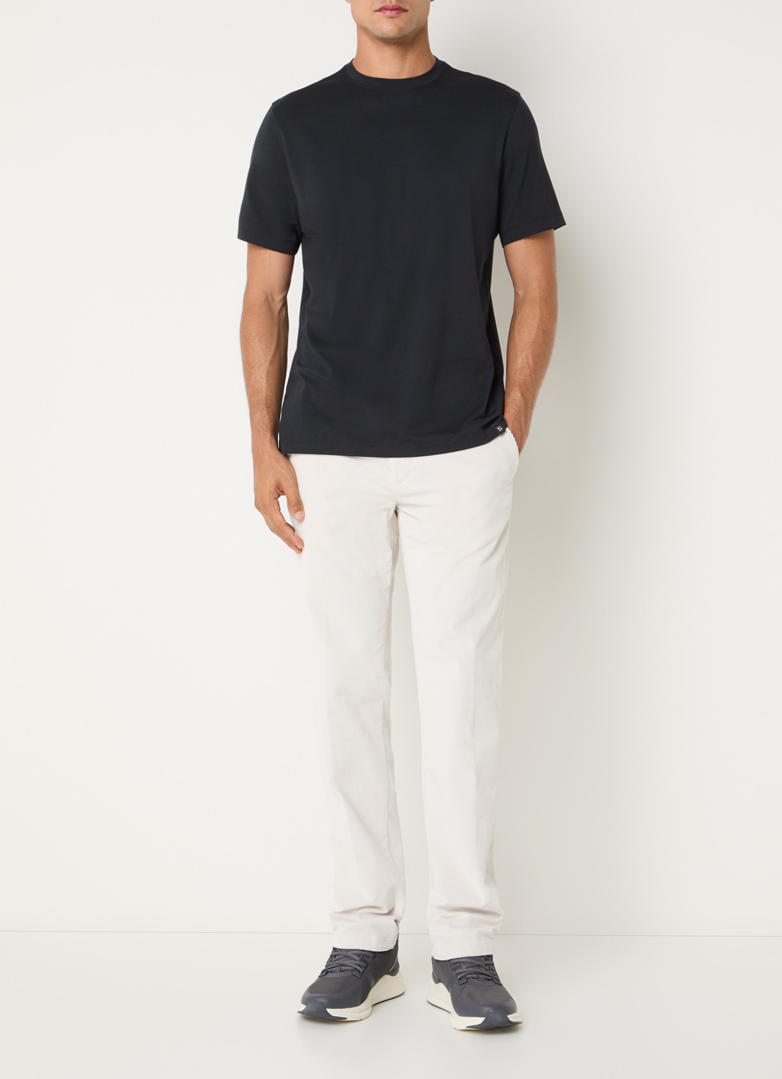 Boggi Milano T-Shirt met ronde hals - voorkant 2 zwart