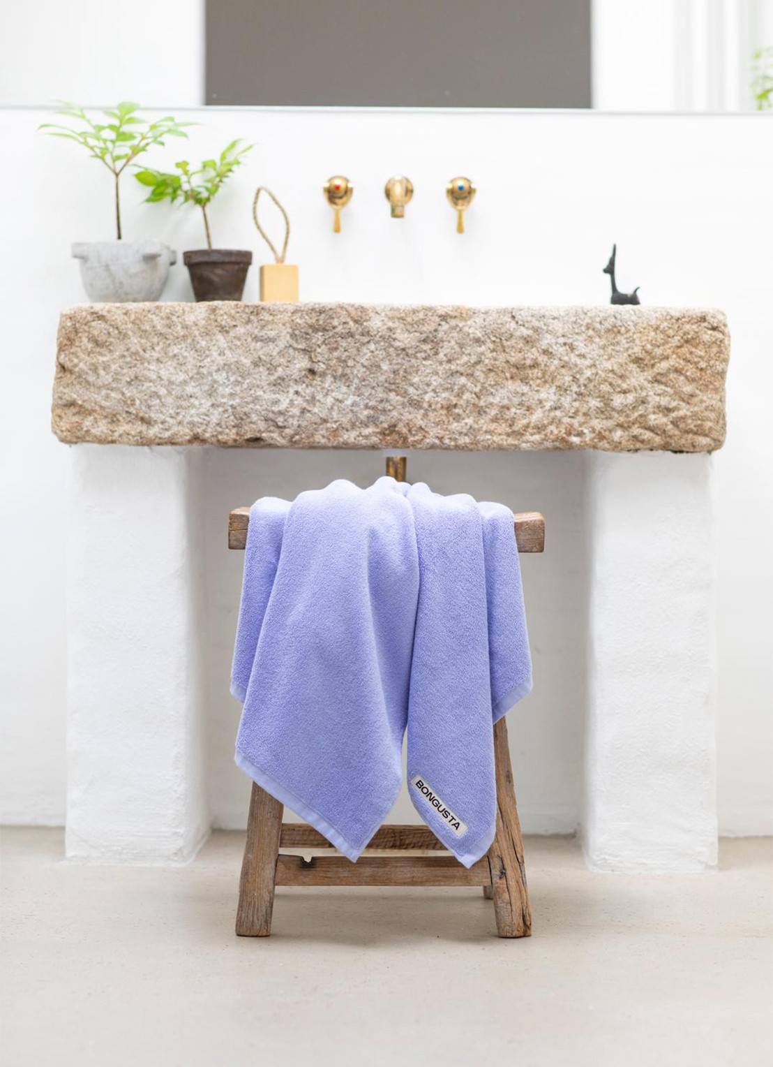 Bongusta Naram badhanddoek - 600 gr/m2 - 70 x 140 cm - detail lavendel