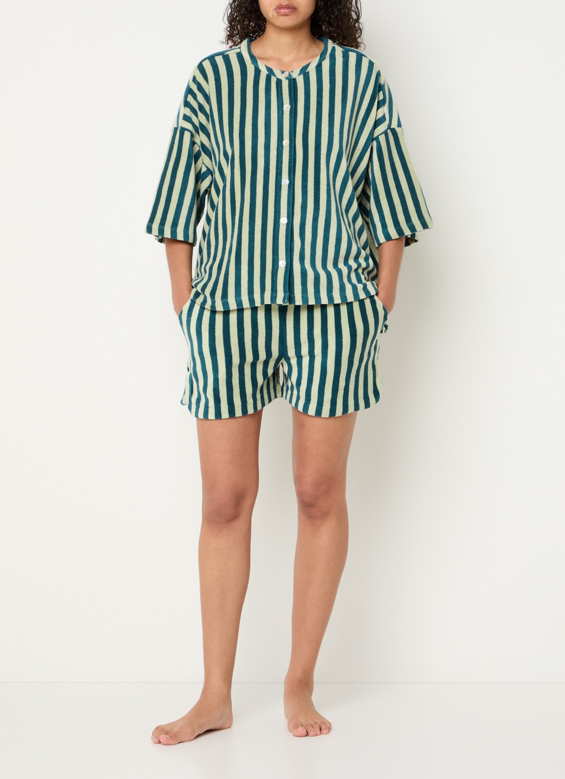 Bongusta Naram oversized blouse van badstof met streepprint - voorkant 4 lindegroen