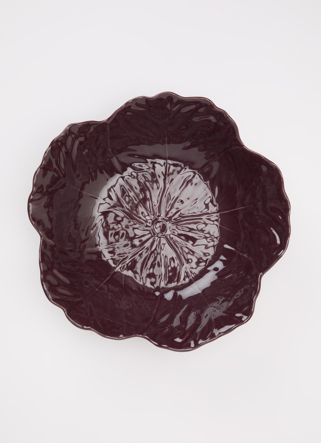 Bordallo Pinheiro Cabbage saladeschaal 28 cm - voorkant 2 aubergine