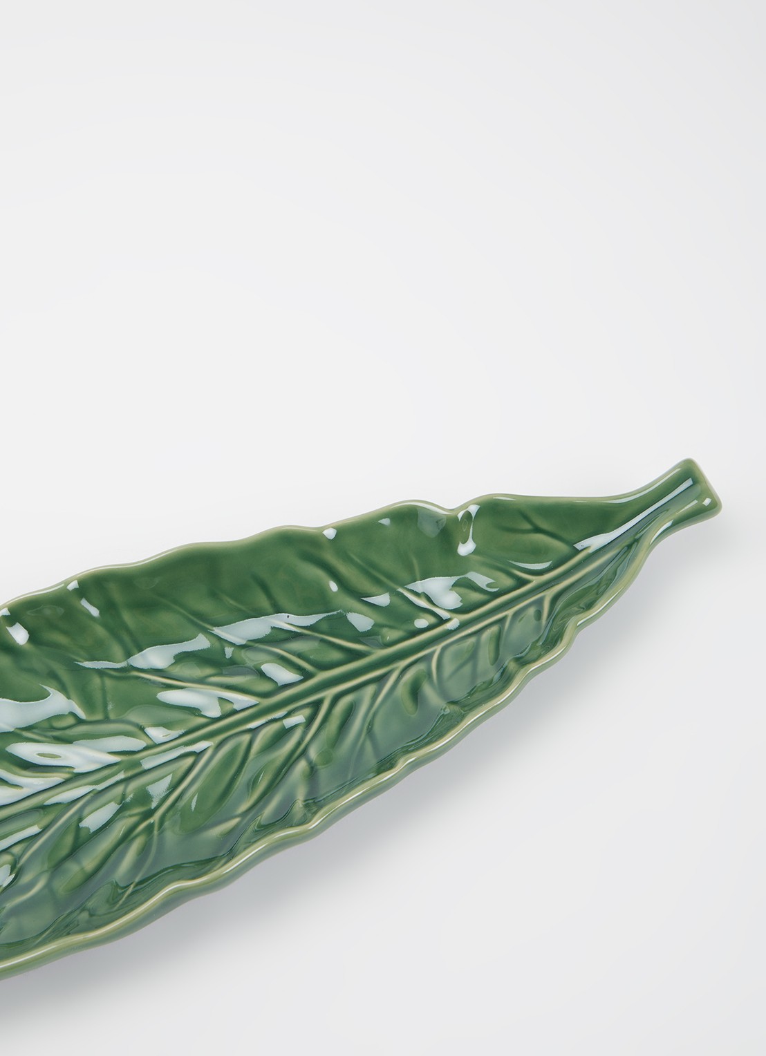 Bordallo Pinheiro Cabbage serveerschaal 40 cm - voorkant 2 groen
