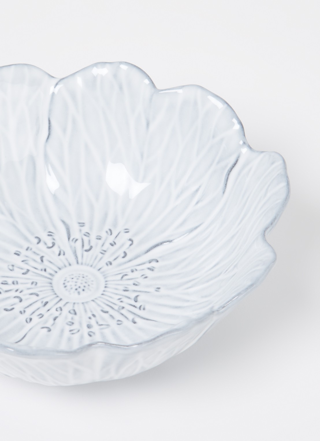 Bordallo Pinheiro Flora kom 17 cm - voorkant 2 grijs