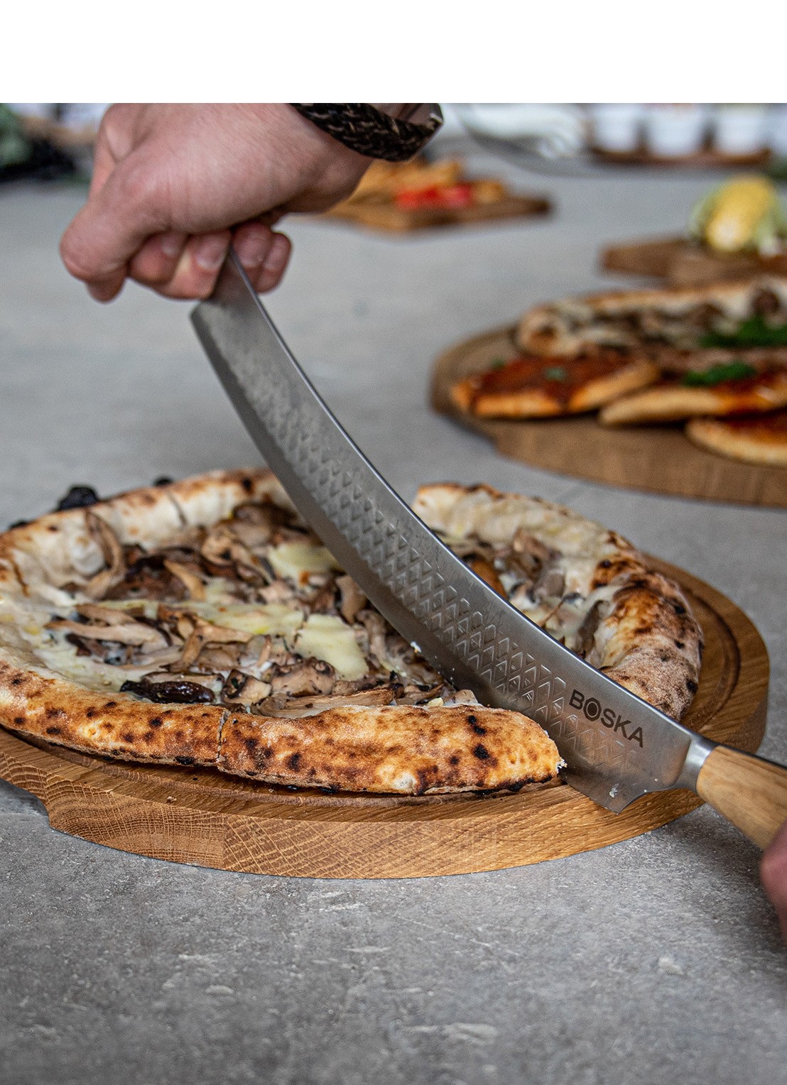 Boska Oslo pizza- en kaasmes 45 cm - detail zilver