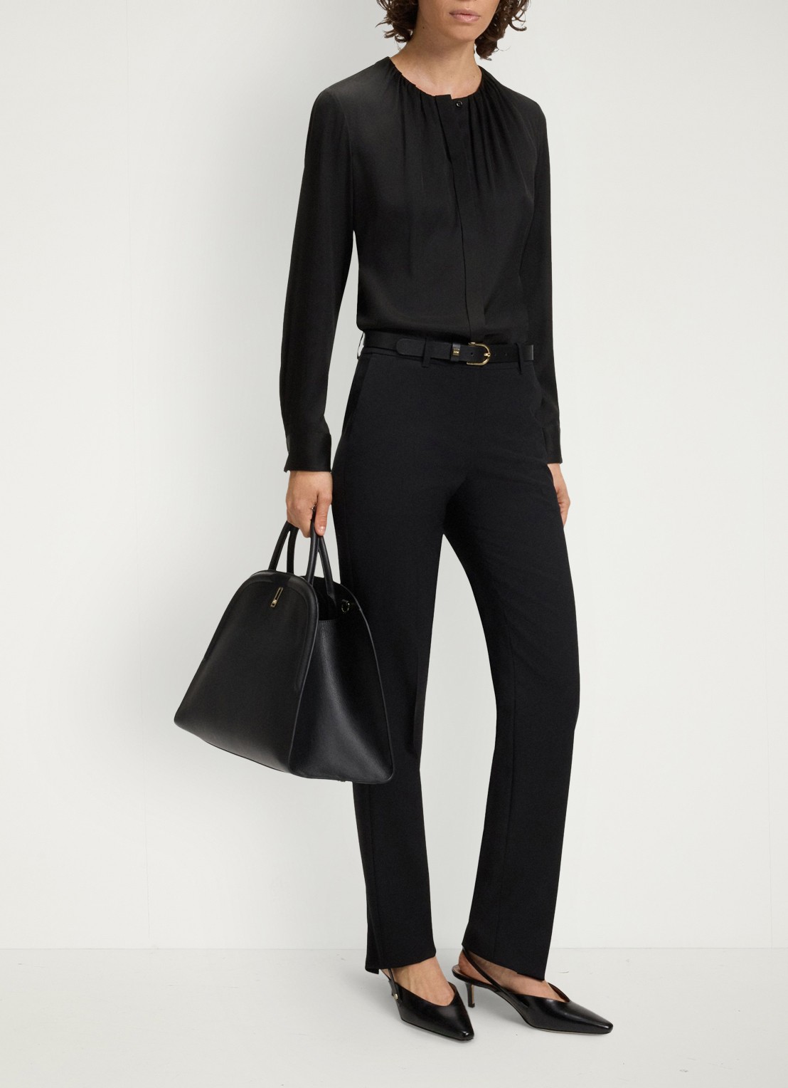 BOSS Banorah blouse in zijdeblend - voorkant 2 black-001 / zwart
