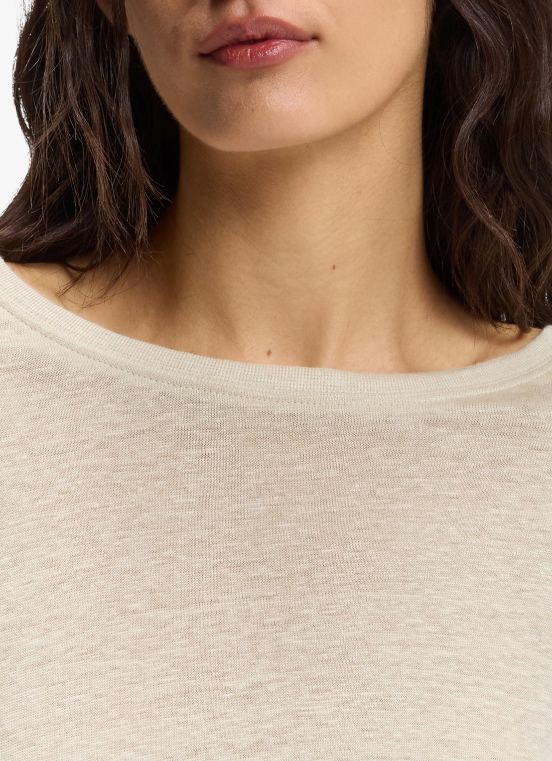 BOSS C_Emma T-shirt van linnen  - detail 5 open beige-287 / beige