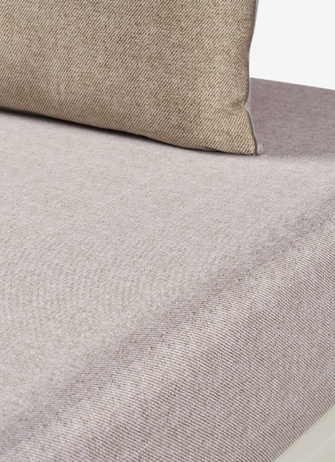 BOSS Carlow hoeslaken van katoensatijn 300TC - voorkant beige