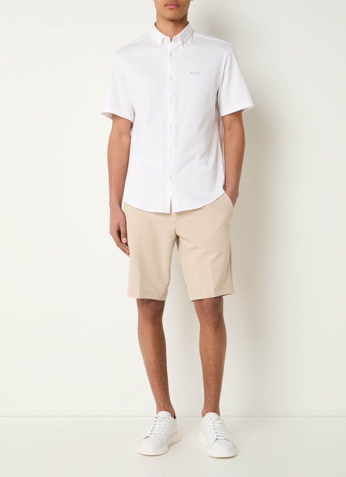 BOSS Commuter loose fit korte broek met steekzakken - voorkant 3 medium beige-269 / beige