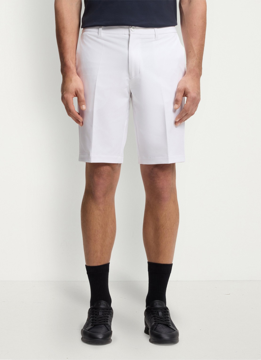 BOSS Commuter loose fit korte broek met steekzakken - detail 7 white-100 / wit