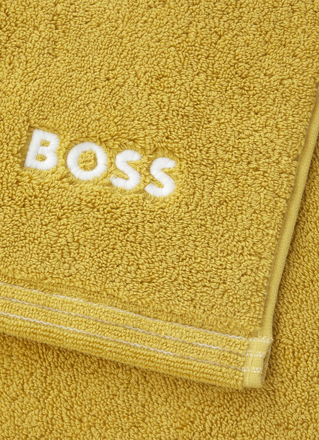 BOSS Edge badmat 50 x 70 cm - detail geel