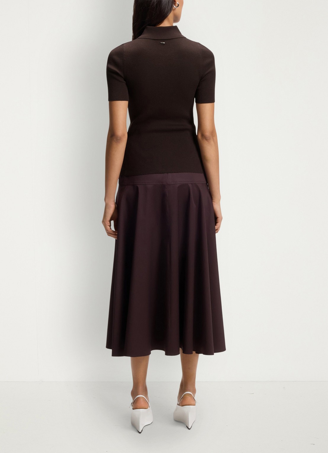 BOSS Feskus ribgebreide polo met logostiksel - achterkant 6 dark brown-207 / bruin