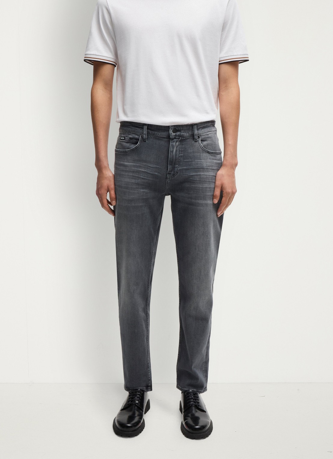 BOSS H-Re.Maine straight leg jeans met gekleurde wassing - detail 3 middengrijs