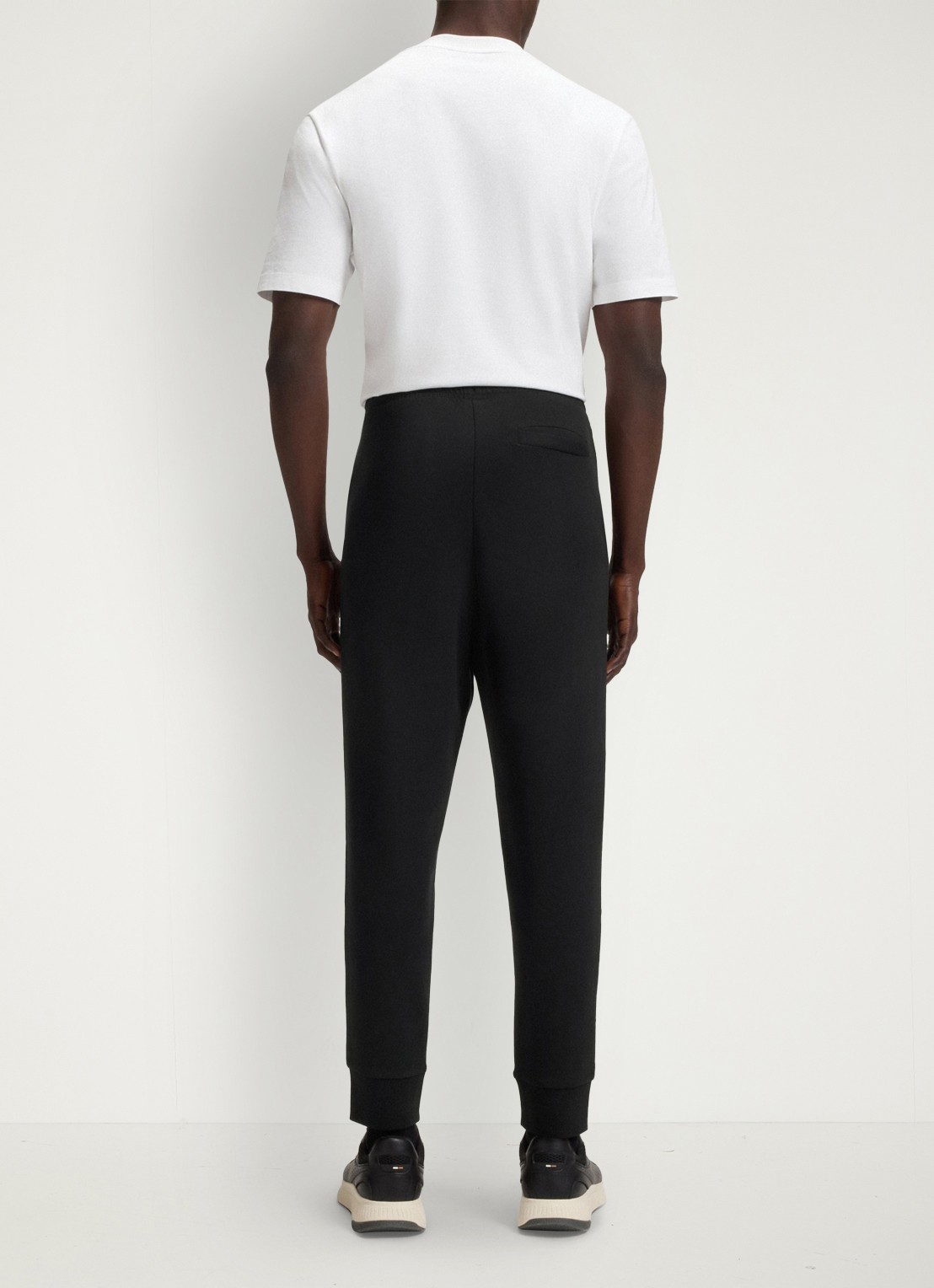 BOSS Hadiko tapered fit joggingbroek met steekzakken - achterkant 5 zwart