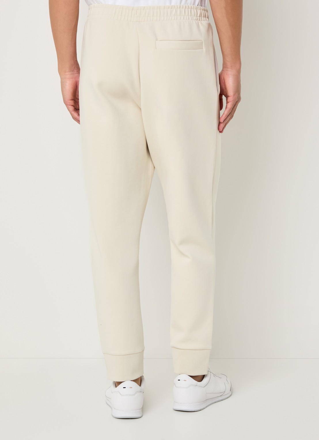BOSS Hadiko tapered fit joggingbroek met steekzakken - achterkant 2 gebroken wit