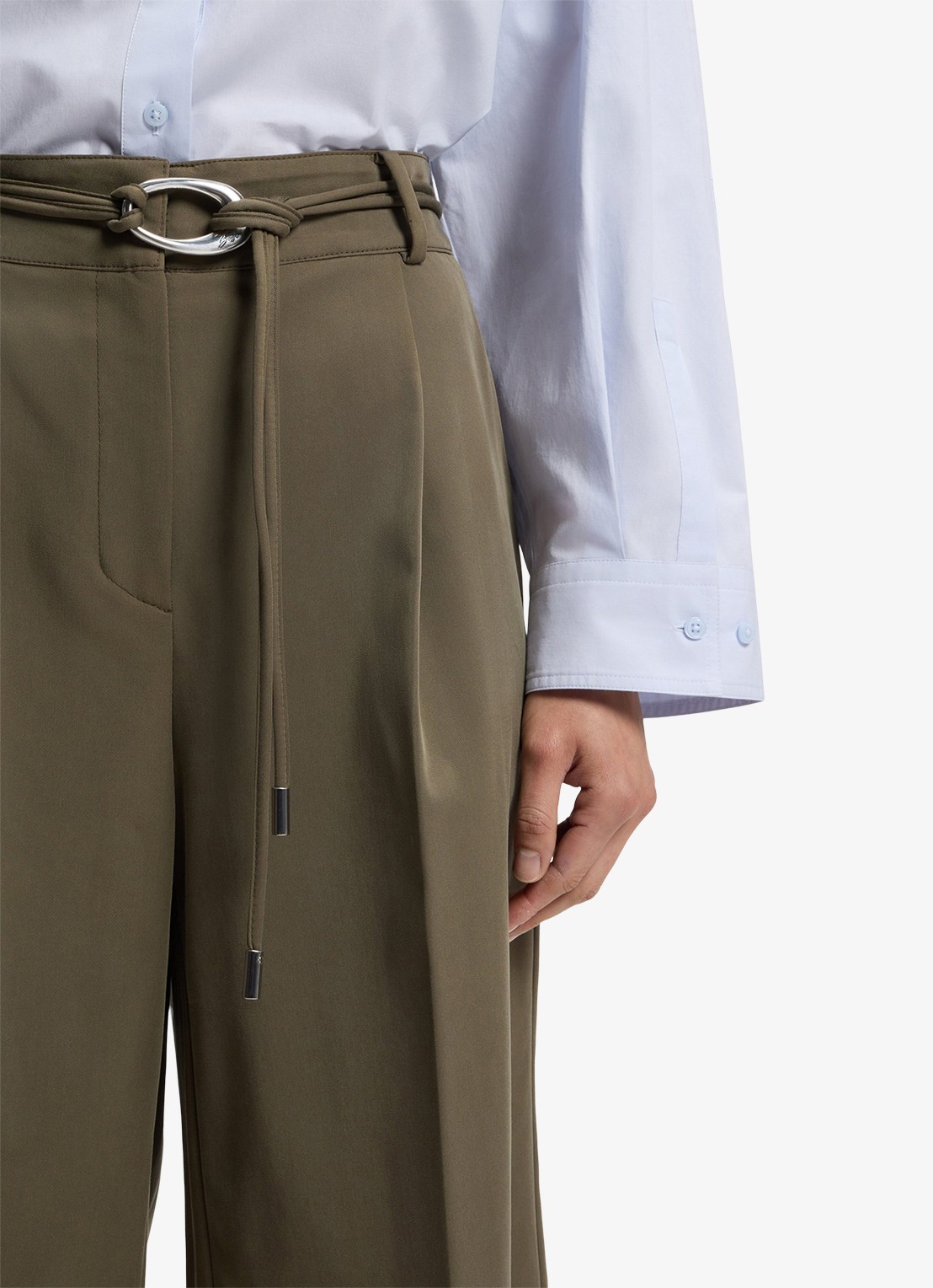 BOSS High waist wide fit korte broek met ceintuur - detail 2 khaki