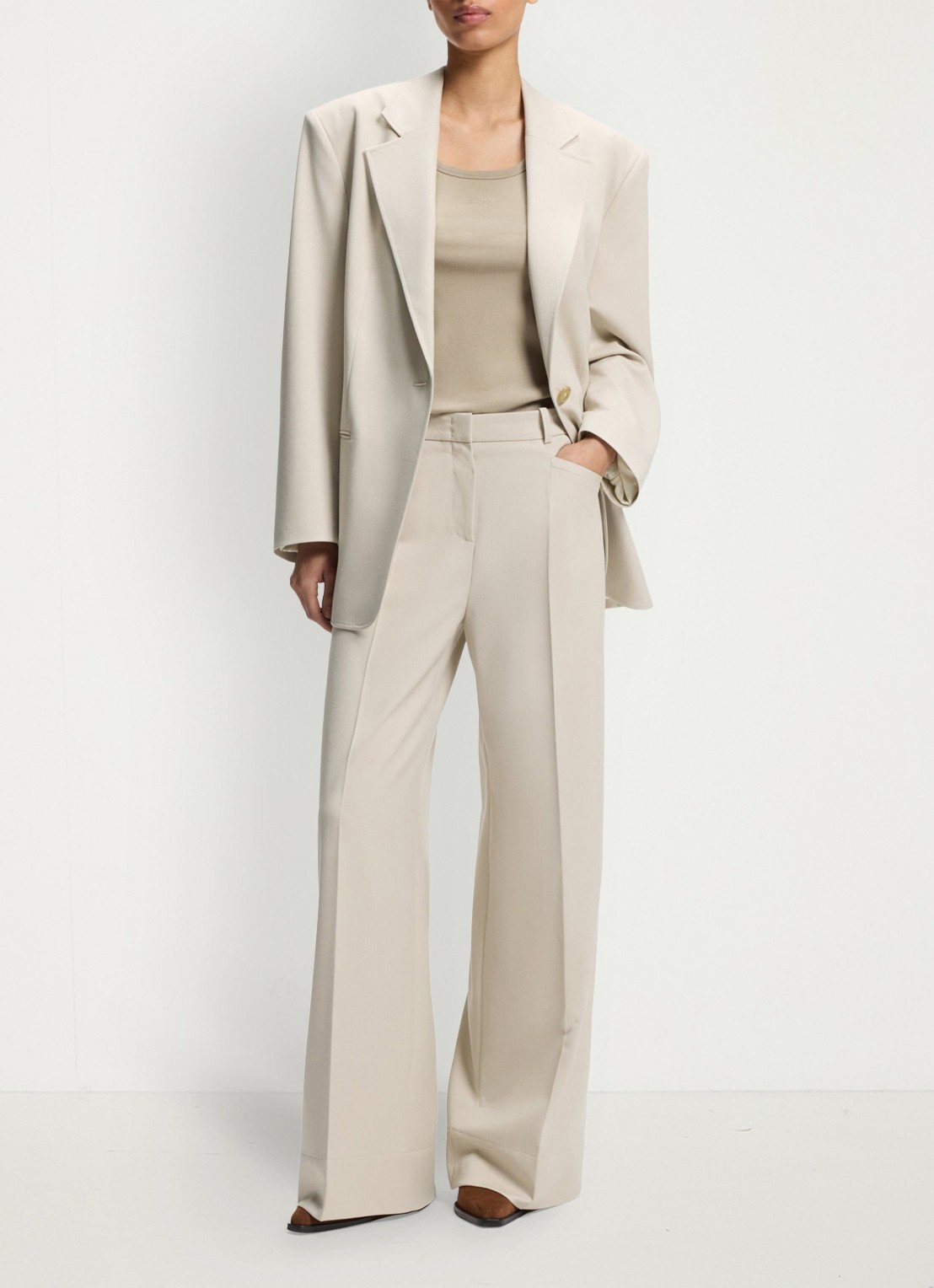 BOSS High waist wide fit pantalon met steekzakken - voorkant 3 creme